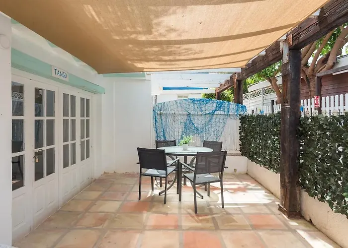 Louise - Casa Con Terraza Y Acceso Directo A Playa Semi-Virgen
