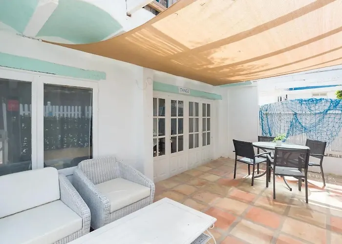 Louise - Casa Con Terraza Y Acceso Directo A Playa Semi-Virgen